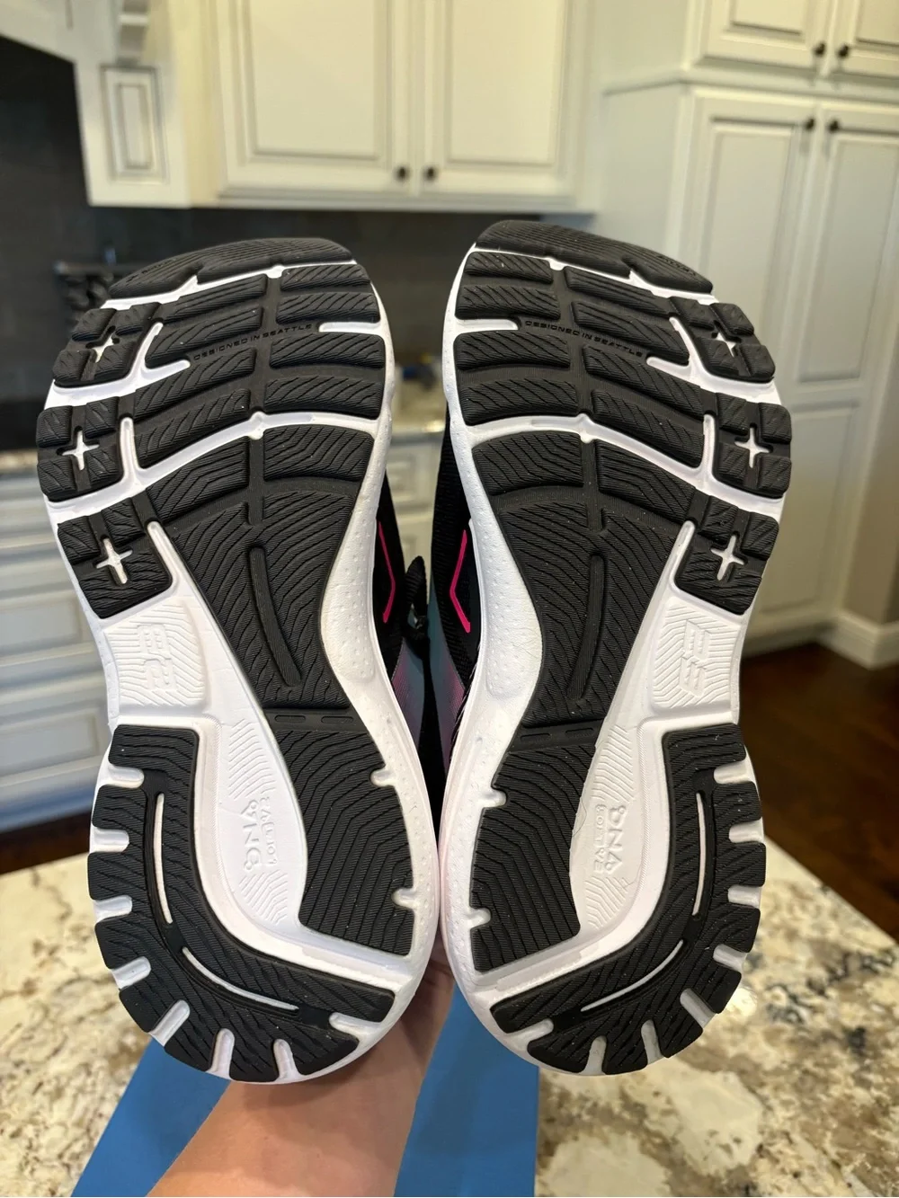 New! Women’s Brooks Shoes